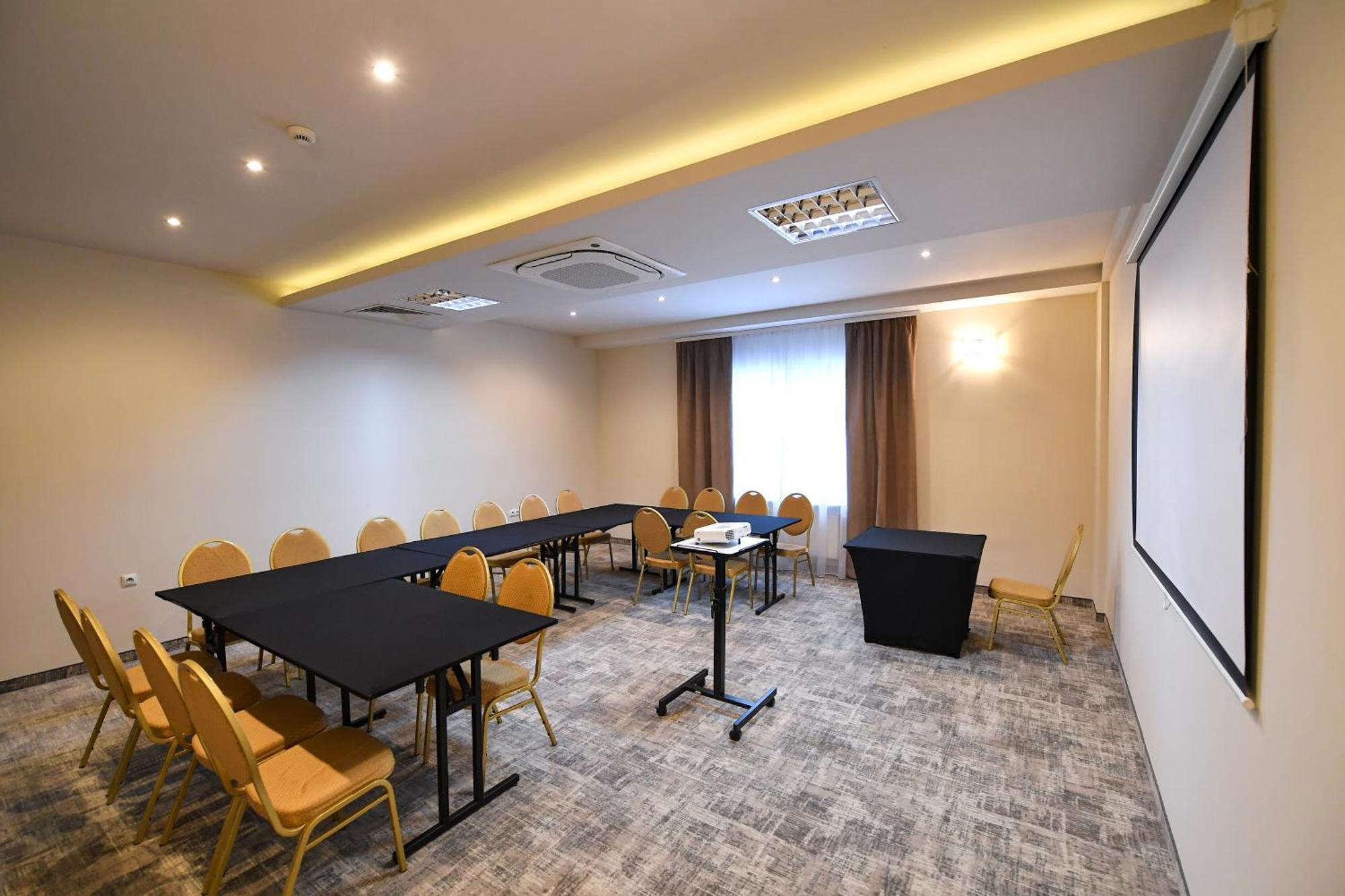 Hotel Focus Centrum Konferencyjne Lublin Ngoại thất bức ảnh